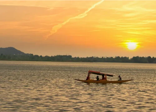 Naqashbandi Travels Sunset Shikara Ride Kashmir Srinagar