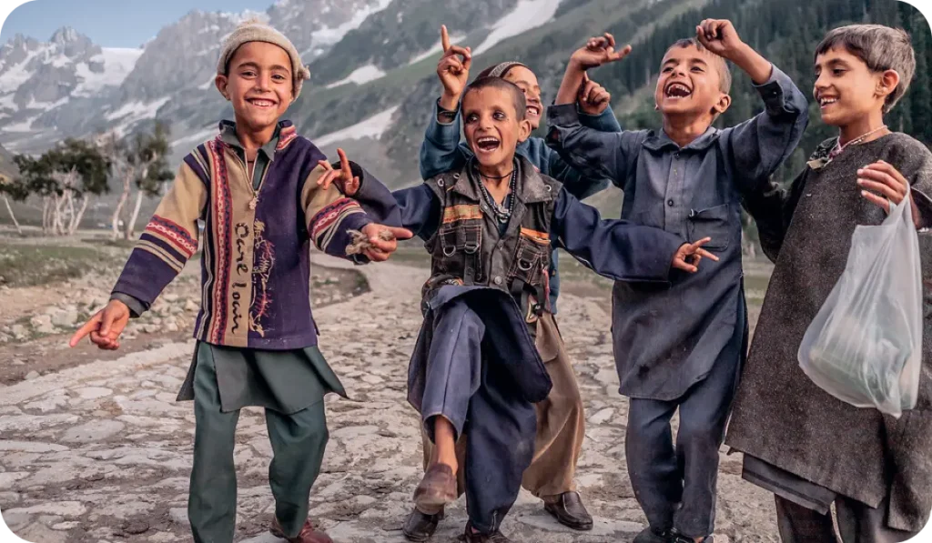 children of sonarg valley smiling
